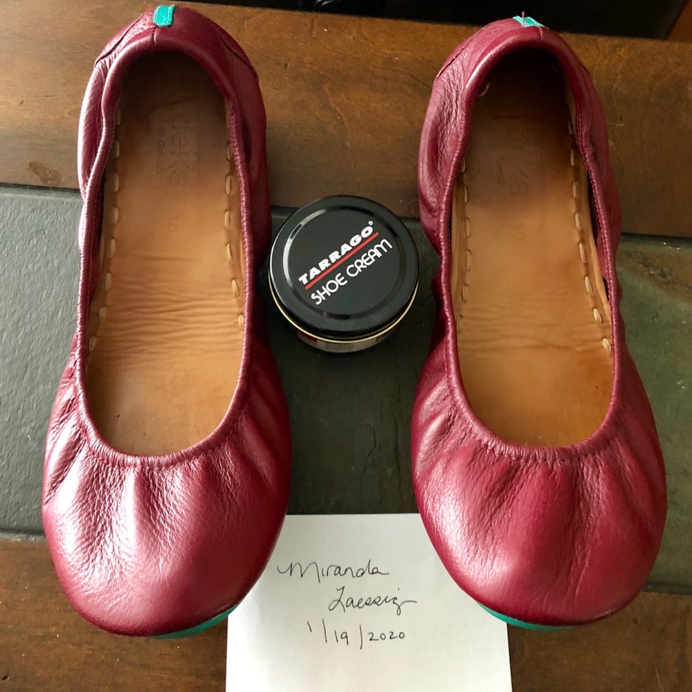 Burgundy Tieks size 10